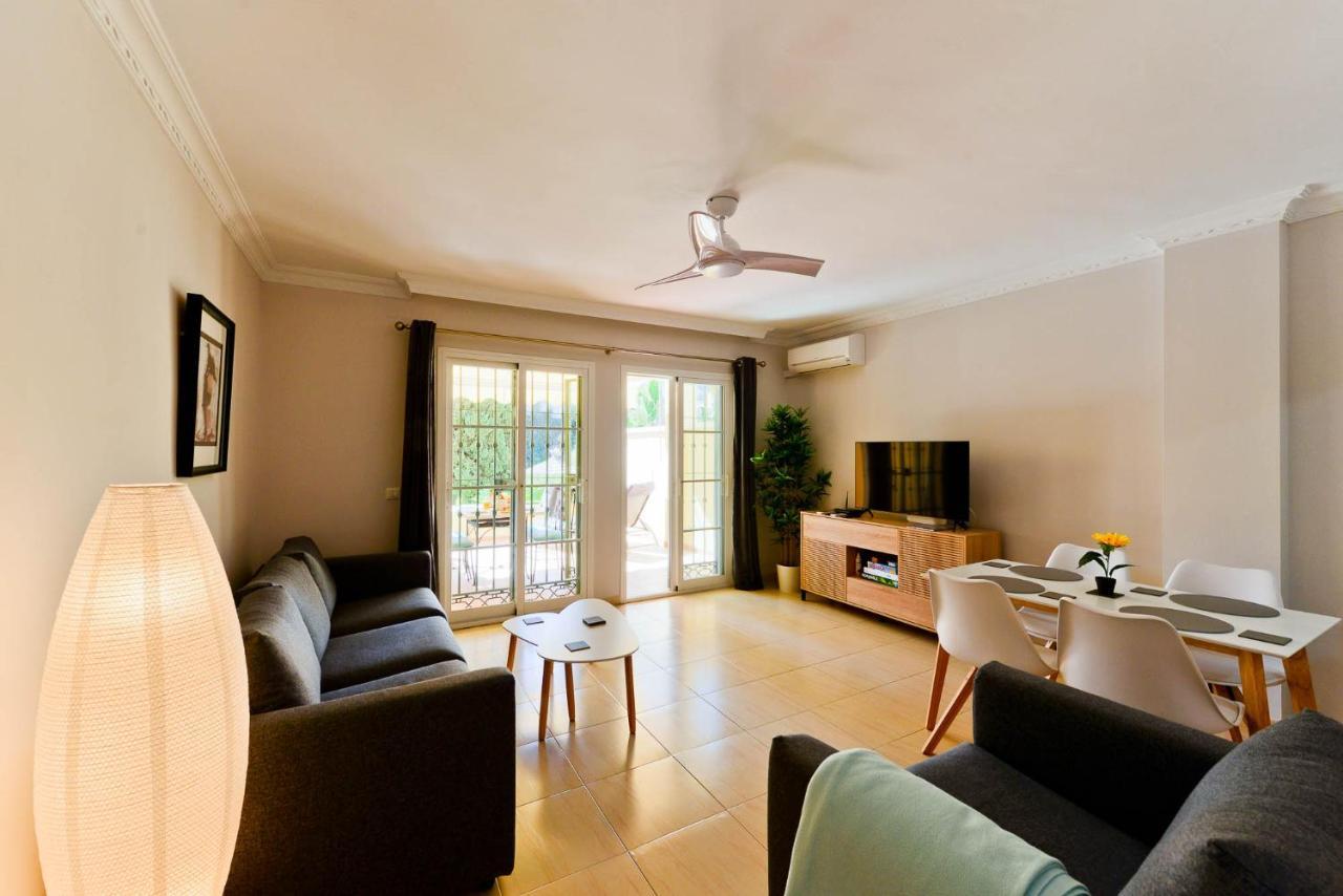 Refurbished 2-Bed Apartment Burriana Beach. 네르하 외부 사진
